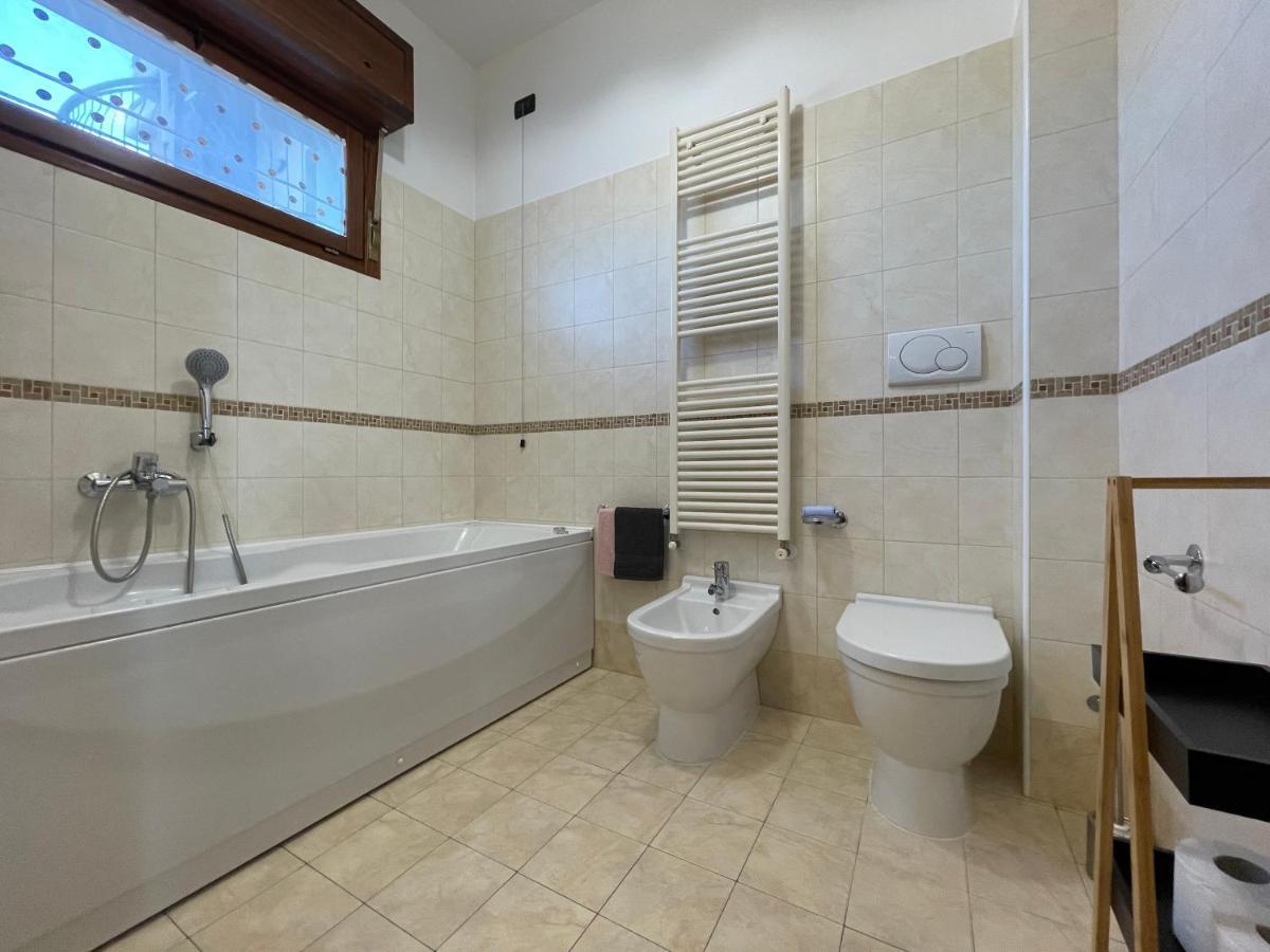 Casa Katiu' Due Camere Indipendenti In Appartamento Di 83 Mq LʼAquila Esterno foto